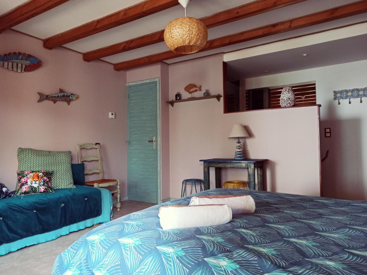 Bed and Breakfast O Reves Ailleurs Saint-Cyr-sur-Mer Esterno foto