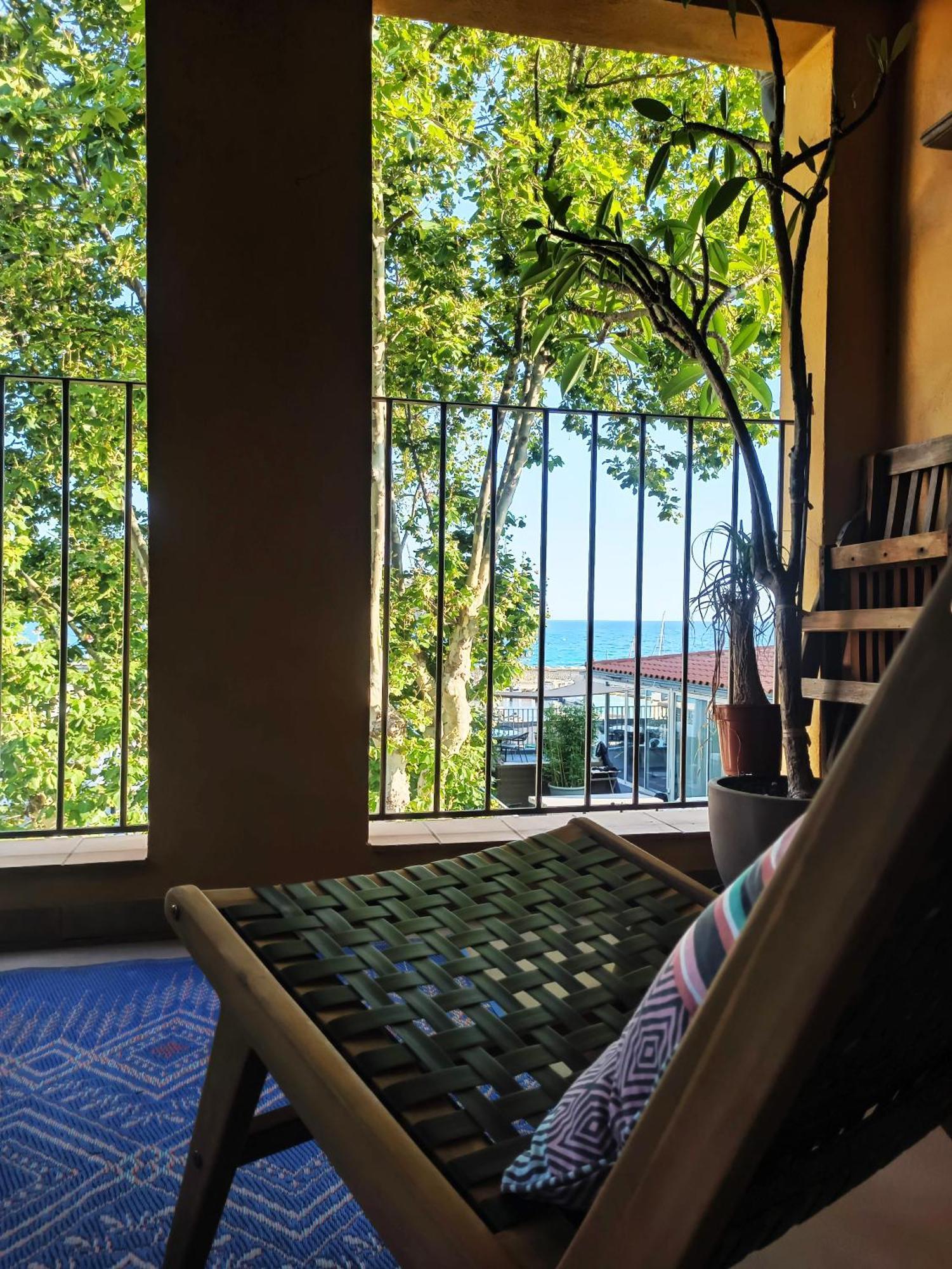 Bed and Breakfast O Reves Ailleurs Saint-Cyr-sur-Mer Esterno foto