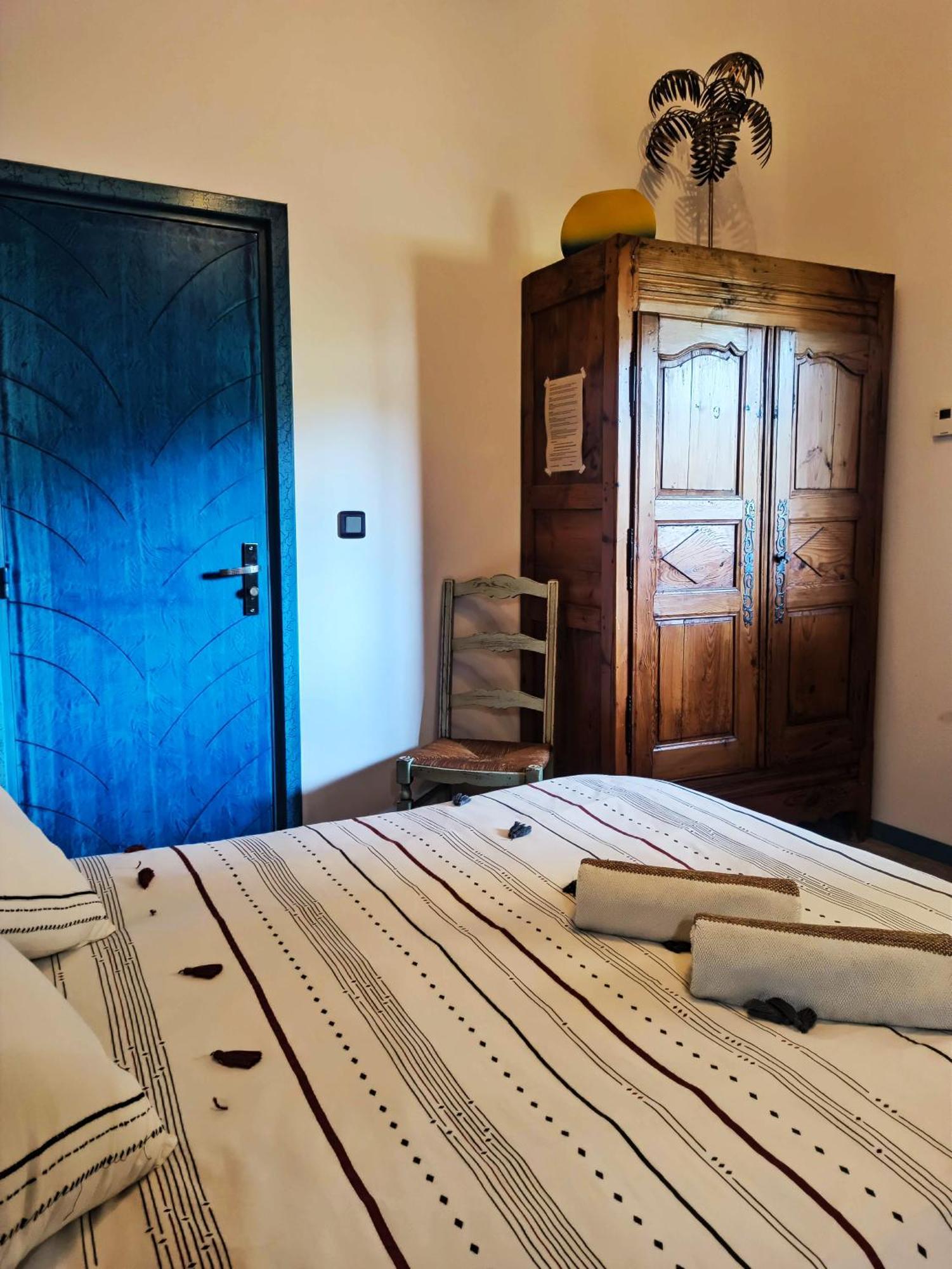 Bed and Breakfast O Reves Ailleurs Saint-Cyr-sur-Mer Esterno foto